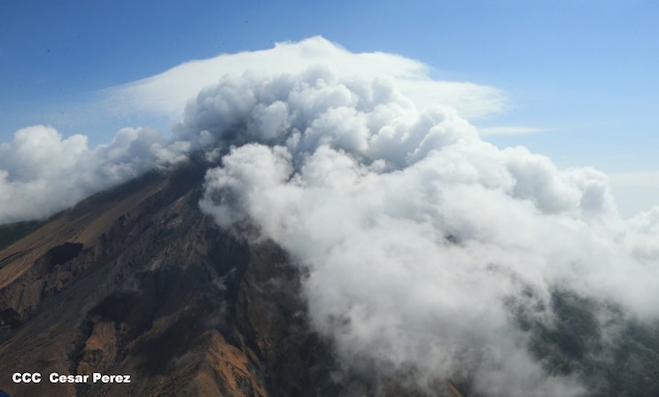 Recorrido a&eacute;reo por volcanes de Nicaragua